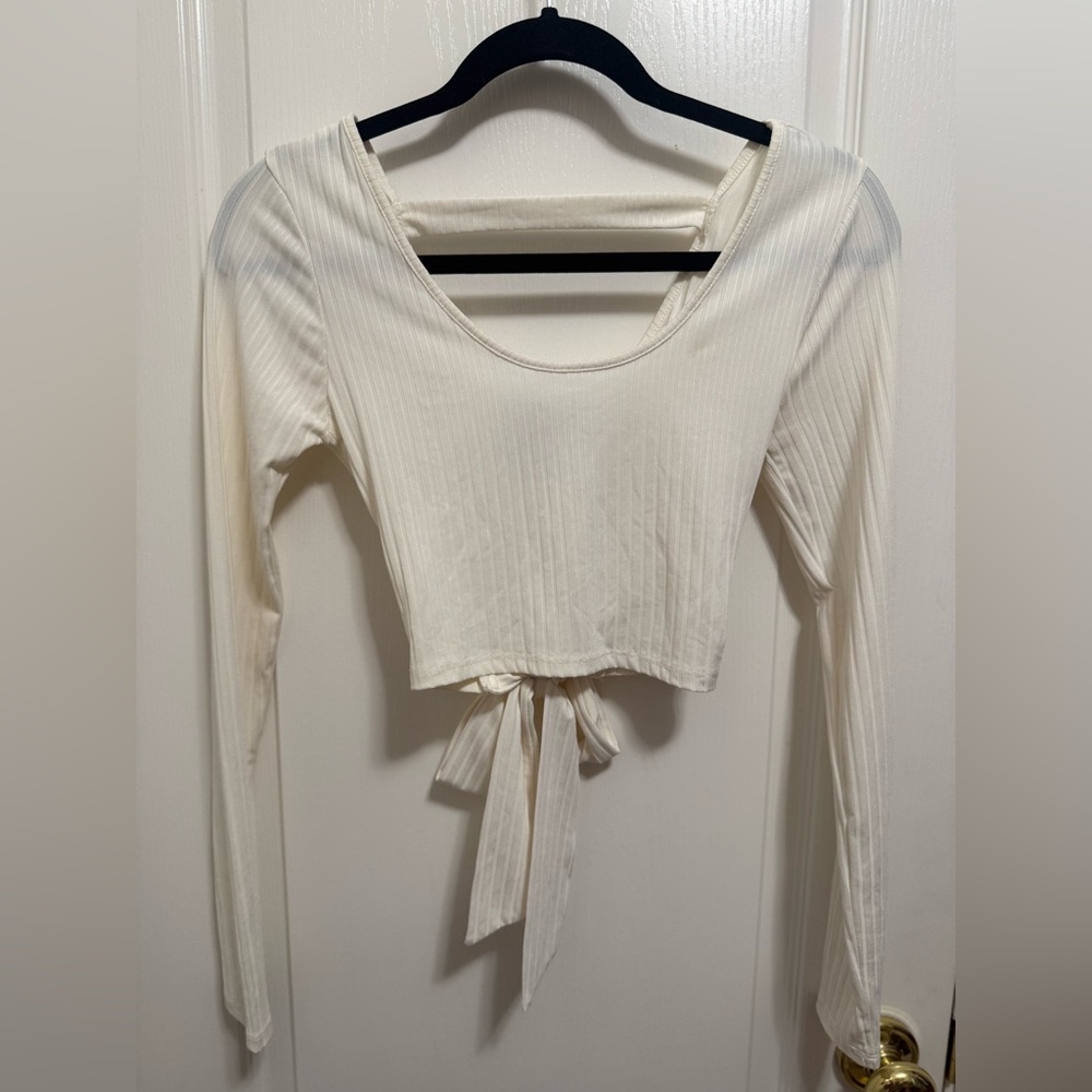 Forever 21 Cream Tie-Front Crop Top
